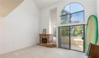 Photo #3: OC23202024 Listing 