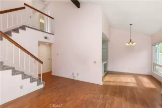 Photo #3: OC23202046 Listing