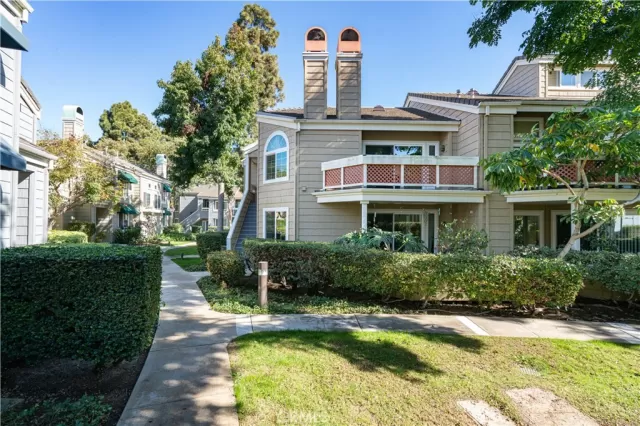 MLS: OC23202071 Condo For Sale