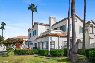 Photo #1: OC23202146 Listing 