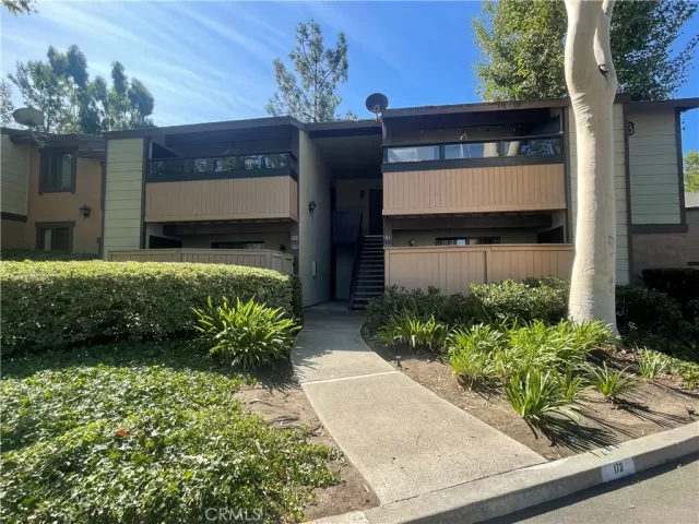 MLS: OC23202190 Condo For Sale