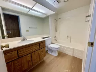 Photo #2: OC23202190 Listing 