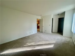 Photo #6: OC23202190 Listing 