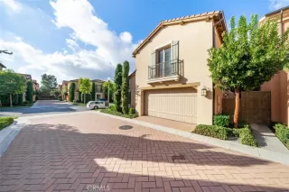 Photo #2: OC23202291 Listing 