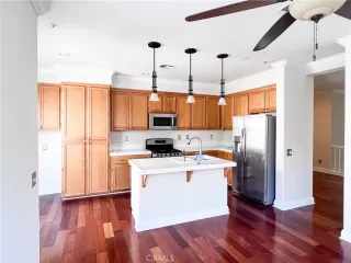 Photo #1: OC23202359 Listing 