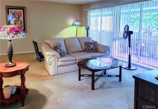 Photo #3: OC23202536 Listing