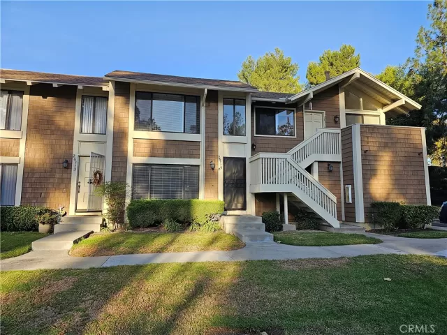 MLS: OC23202638 Condo For Sale