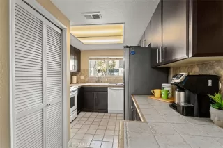 Photo #6: OC23202667 Listing