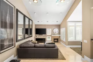 Photo #3: OC23202781 Listing 