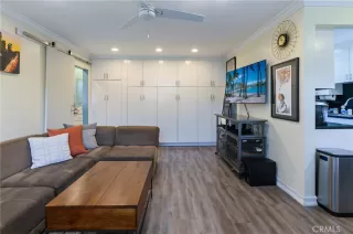 Photo #5: OC23203001 Listing