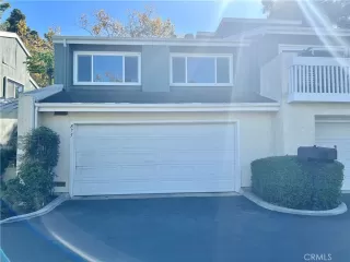 Photo #1: OC23203057 Listing 