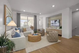 Photo #4: OC23203151 Listing