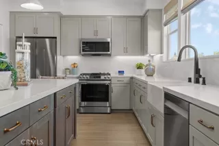 Photo #6: OC23203151 Listing