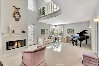 Photo #1: OC23203258 Listing 