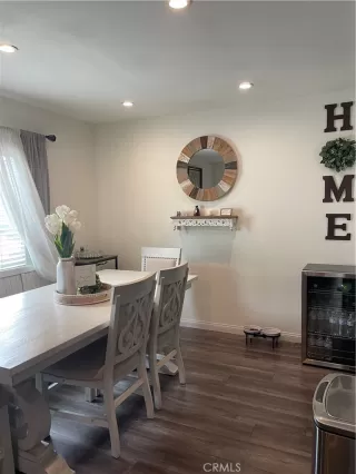 Photo #3: OC23203395 Listing