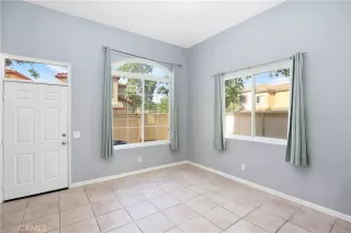 Photo #3: OC23203430 Listing