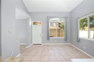 Photo #4: OC23203430 Listing