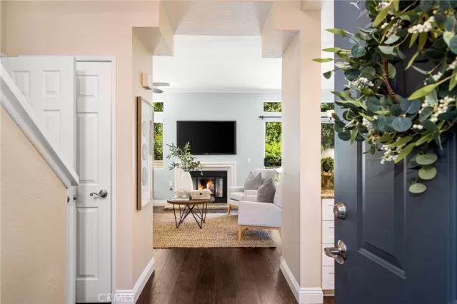 MLS: OC23203468 Condo For Sale