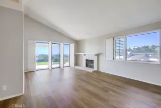 Photo #5: OC23203505 Listing 