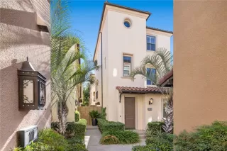 Photo #3: OC23203776 Listing