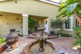 Photo #2: OC23203943 Listing 