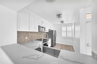 Photo #6: OC23204058 Listing 