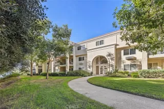 Photo #1: OC23204114 Listing