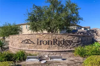 Photo #2: OC23204596 Listing