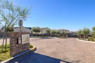 Photo #3: OC23204596 Listing