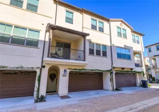 Photo #5: OC23204596 Listing