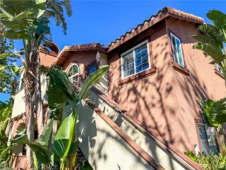 Photo #2: OC23204623 Listing 