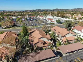 Photo #4: OC23204623 Listing 