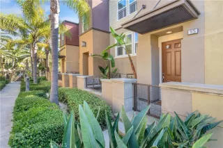 Photo #3: OC23205432 Listing 