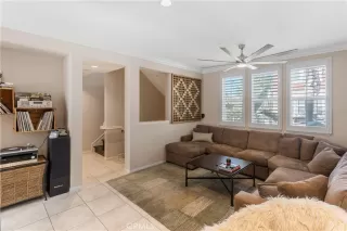 Photo #4: OC23205432 Listing 