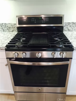 Photo #1: OC23205453 Listing 