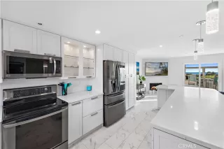 Photo #6: OC23205475 Listing 