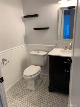 Photo #4: OC23205632 Listing 