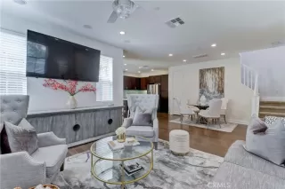 Photo #2: OC23205728 Listing 