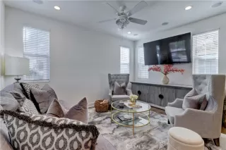 Photo #5: OC23205728 Listing 