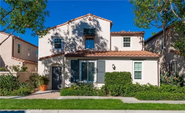 MLS: OC23205855 Condo For Sale