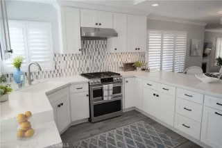 Photo #4: OC23205913 Listing 