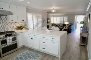 Photo #5: OC23205913 Listing 