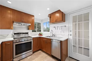 Photo #6: OC23206065 Listing