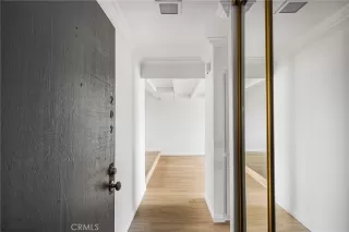 Photo #4: OC23206308 Listing 