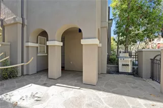 Photo #1: OC23206359 Listing 