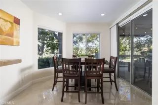 Photo #4: OC23206393 Listing 