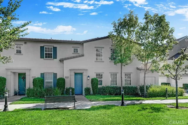 MLS: OC23206496 Condo For Sale