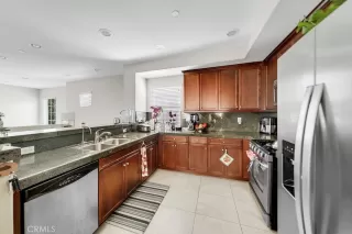 Photo #4: OC23206496 Listing 