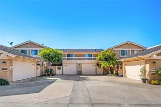 Photo #2: OC23206600 Listing 