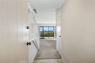 Photo #6: OC23206600 Listing 